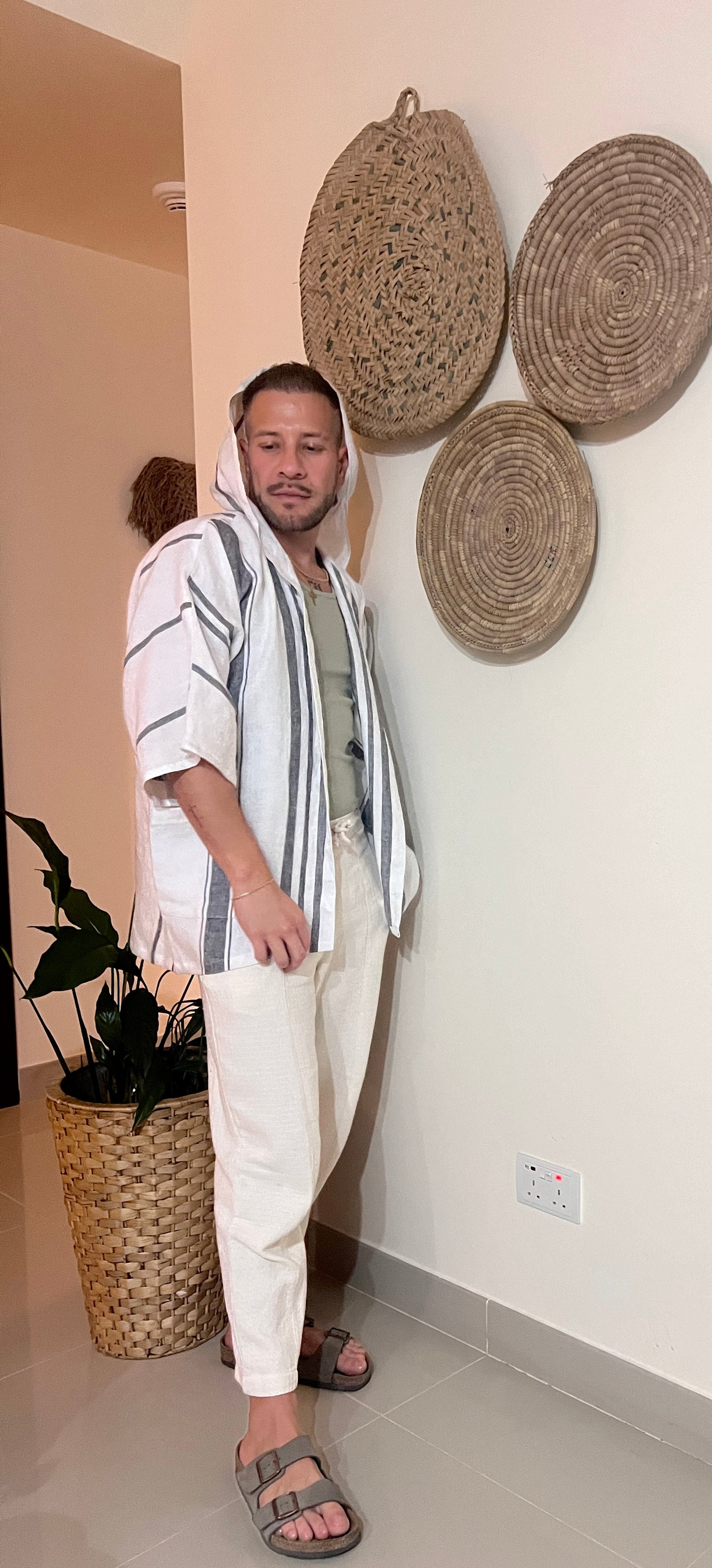 Men’s hooded kimono